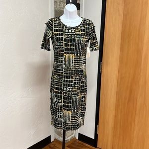 3/$20 NWT LuLaRoe Julia Form Fitted Cobblestone Print Crew Neck Dress size XS
